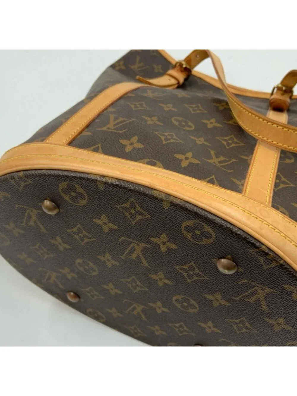 Louis Vuitton may color